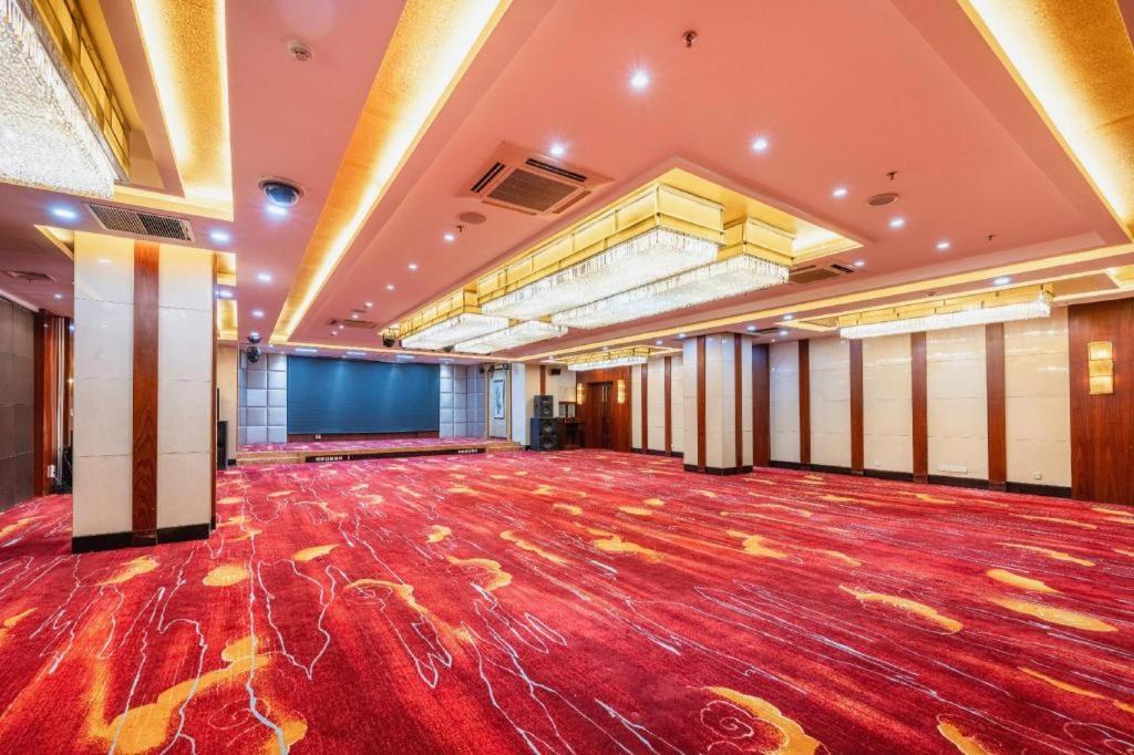 Grand Soluxe Hotel Gansu Lanzhou Exterior photo